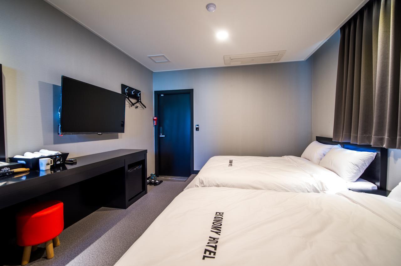Ekonomy Hotel Jeongseon Eksteriør bilde